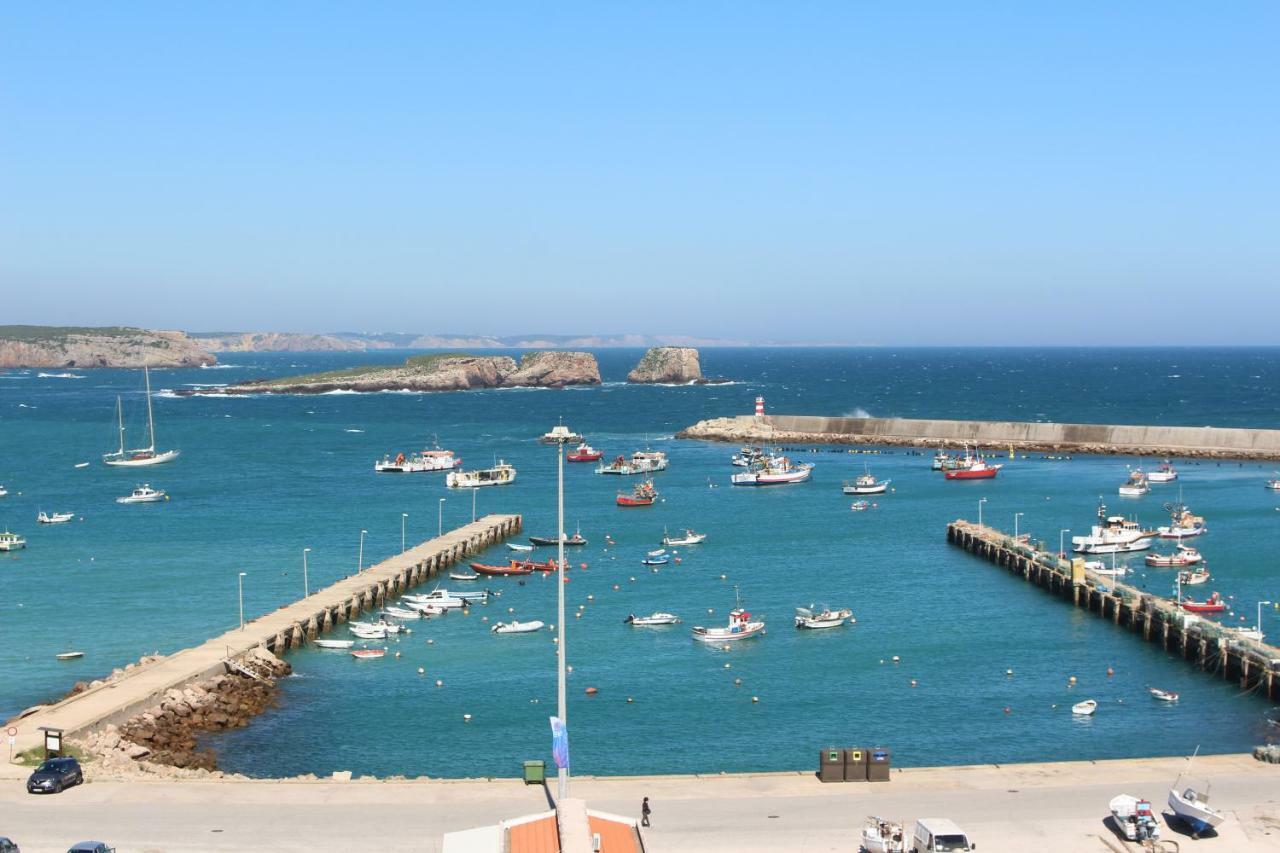 Sagres Sunny Room With Private Bathroom 300M From The Beach Extérieur photo